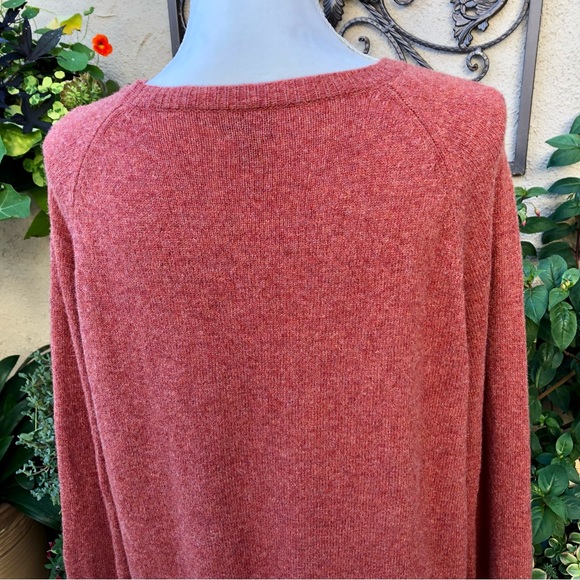 J. Crew 100% Lambswool Crew Neck Sweater - Picture 6 of 11